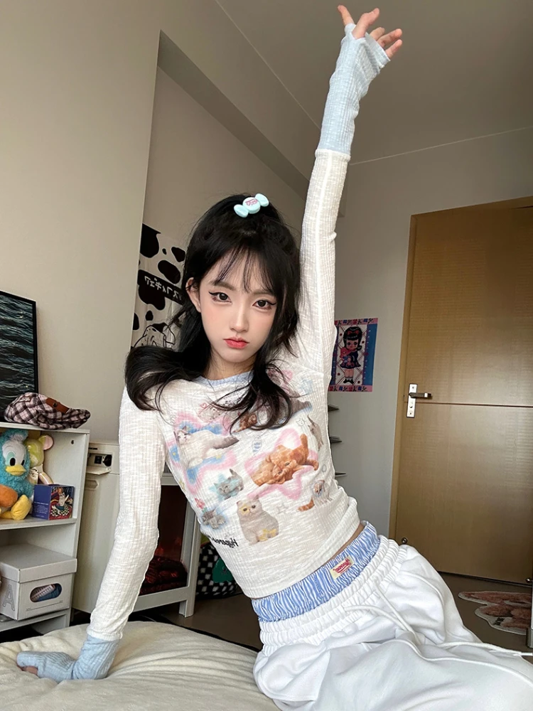 Deeptown Harajuku Kawaii Cat Graphic T Shirts Women Vintage Patchwork Long Sleeve Tees Y2K Aesthetic Slim Cropped Tops Cutecore