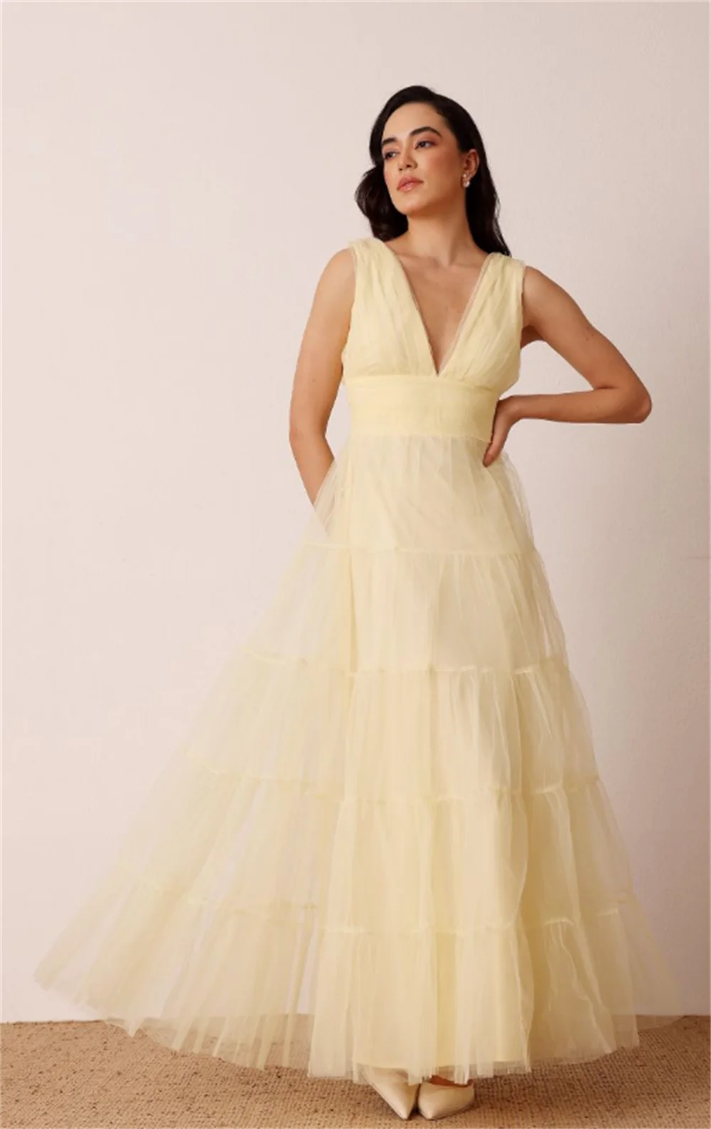 فساتين سهرة نسائية برقبة على شكل V بدون أكمام من التل على شكل حرف A فساتين لحضور الحفلات الموسيقية فساتين حفلات الكوكتيل الرسمية