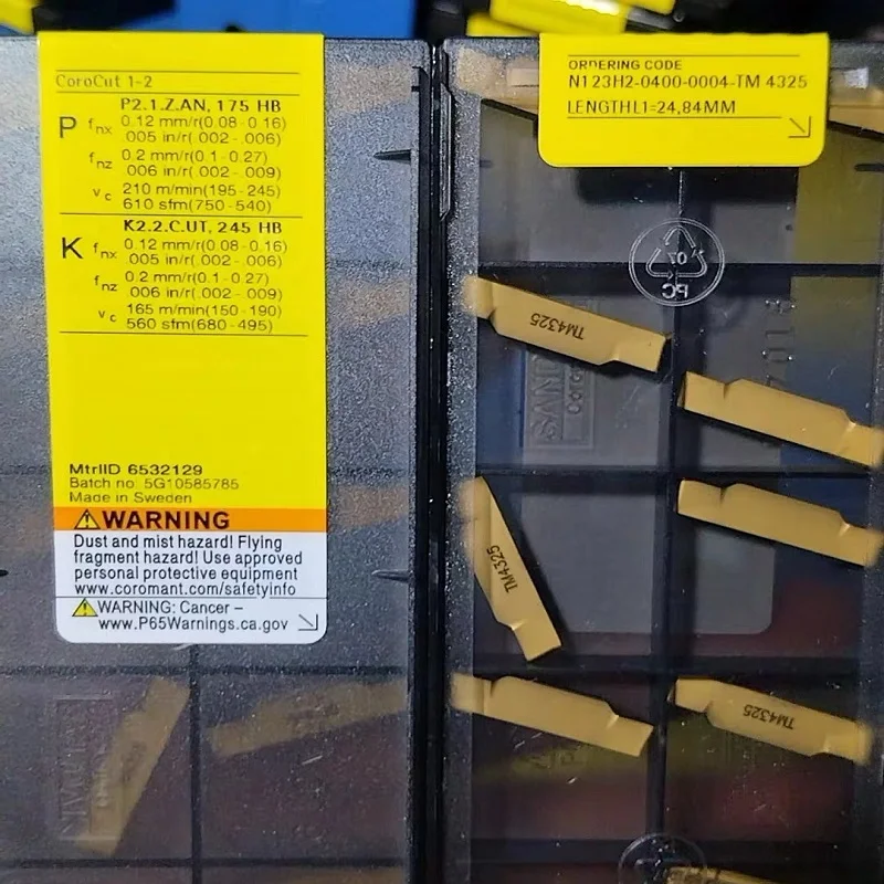 

Hard alloy cutting blades N123H2-0400-0004-TM 2135