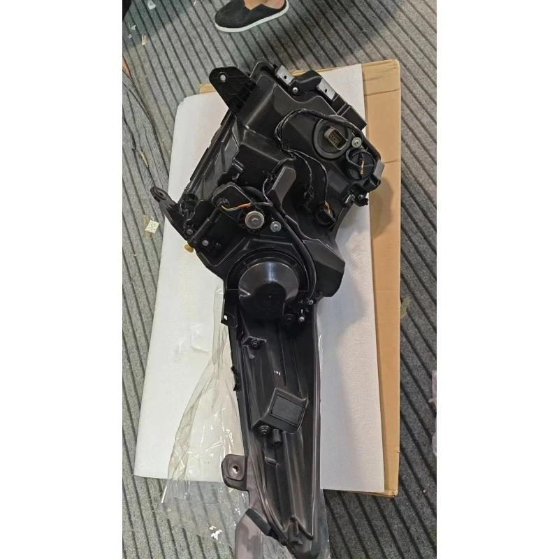 High Quality Automotive Lighting System Car Head 26674222 26694328 9062258 23236353 for Cadillac Ats 10 Pins
