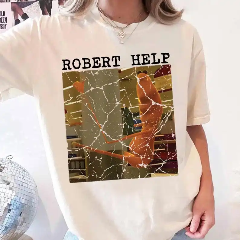 

Funny Marcus The Worm Robert Help Meme Viral Internet Humor Tee Weirdcore Aesthetic Top Absurd Meme Graphic Trendy Gift T-shirt