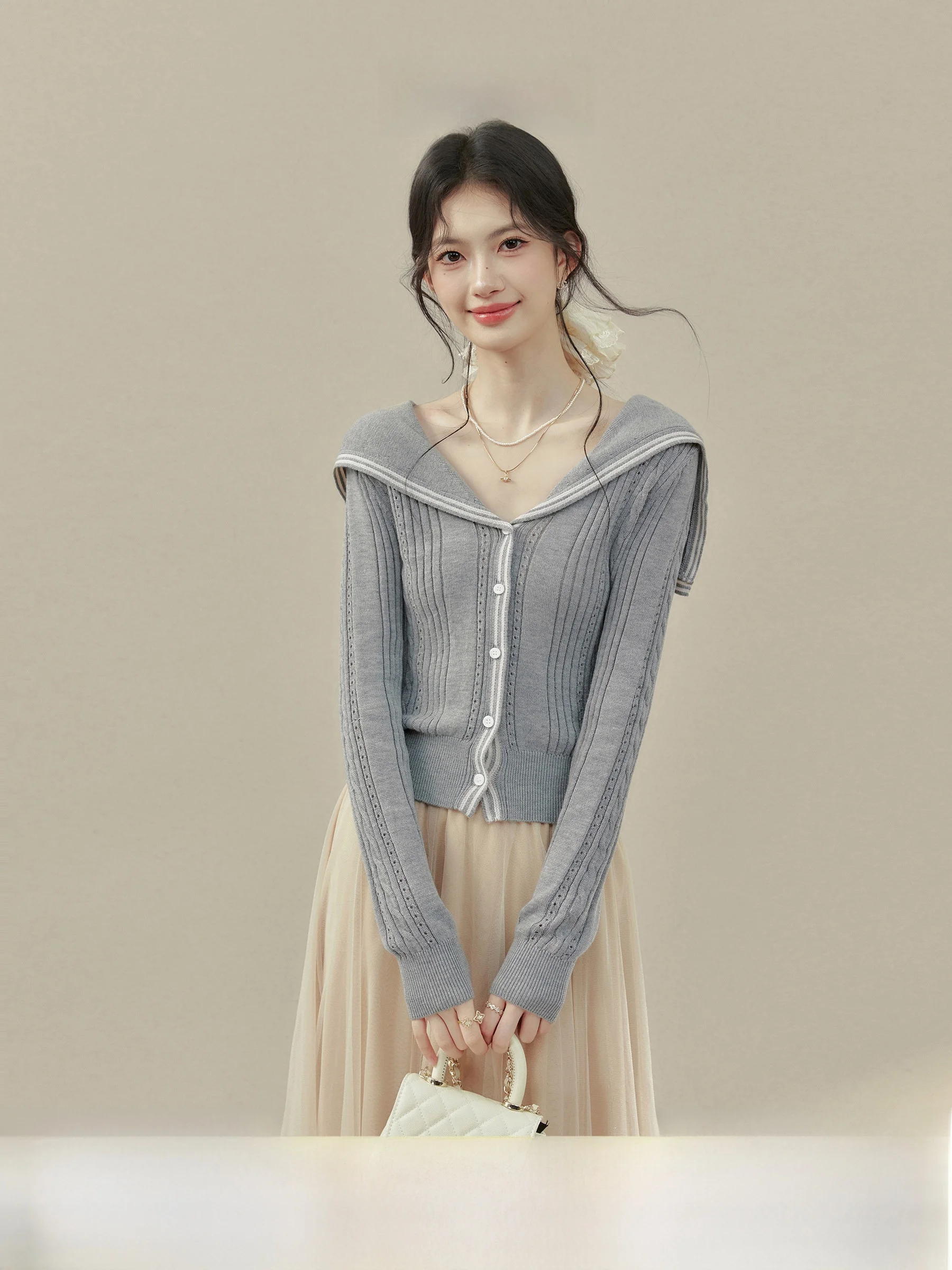 

Romantic Sle Knitted Sweater for Women Long Sve Navy Collar Fatter Miss ey Color Private Romantic Sle Faionable In...
