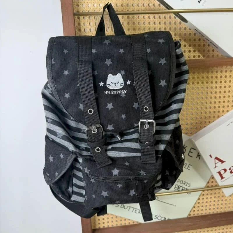 

Милые повседневные рюкзаки для студентов с большой вместимостью, в стиле Харадзюку, черно-серые в полоску, для мужчин и женщин, новинка 2026 года, дорожные сумки