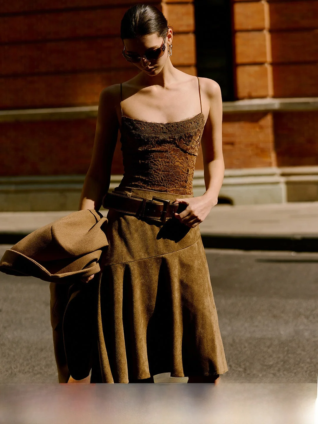 

Женская майка Luna7xi с кружевной отделкой, осенне-зимняя, приталенная, для ношения под одеждой, простая, с U-образным вырезом, укороченная, повседневная