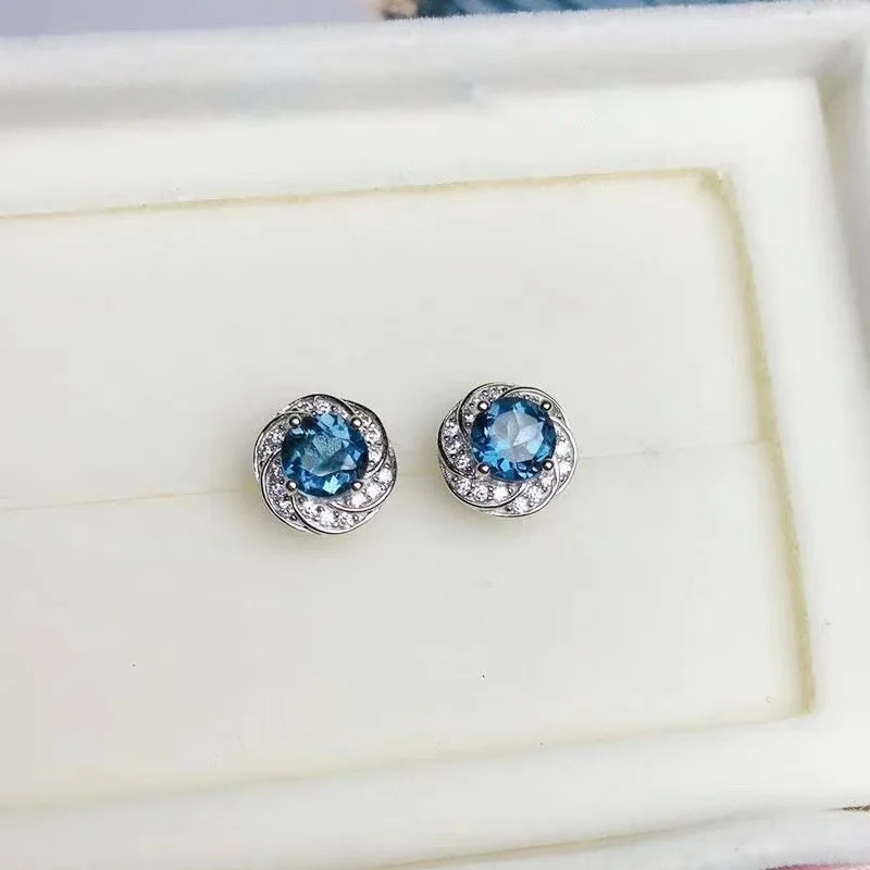 Classic New In Circle Blue Gem earrings for women Gentle high-level Shiny Flower Red stud earings Party Banquet Jewelry