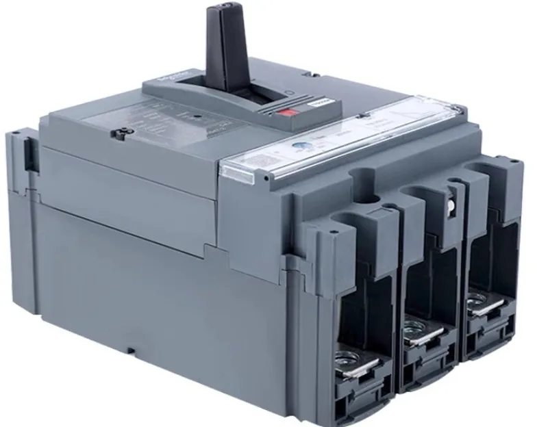 

Детали для автоматических выключателей CVS100F 160F/250F/400F/630F 3P Автоматические выключатели с фиксированным литом в корпусе 4P