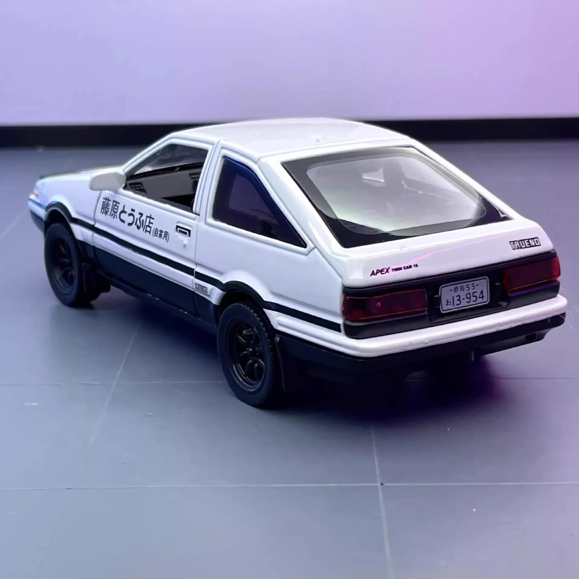 1:32 AE86 سيارة رياضية عالية محاكاة سبيكة نموذج سيارة لعبة دييكاست صب المعادن الصوت والضوء سيارة لعبة للأطفال مركبة