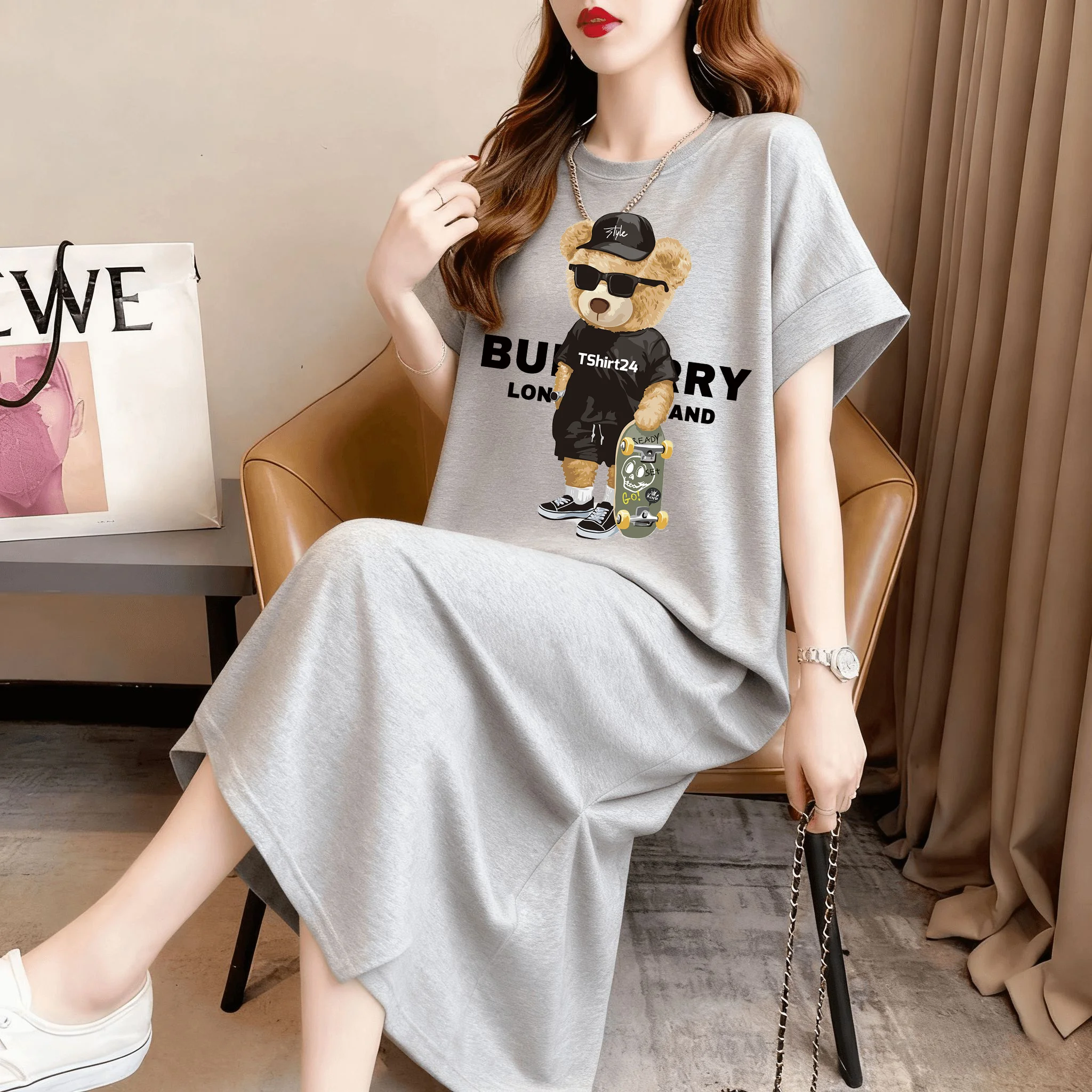 طويل المرأة تي شيرت ثلاثية الأبعاد مطبوعة المرأة عادية موضة قصيرة الأكمام البلوز المرأة بلوزات حجم كبير الرياضة وتنورة الكاحل