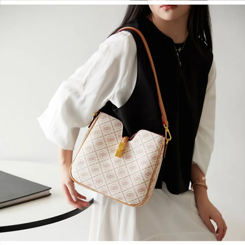 

Элегантная кожаная женская большая сумка, элитная роскошная брендовая известная дизайнерская модная винтажная пригородная сумка ручной работы ​