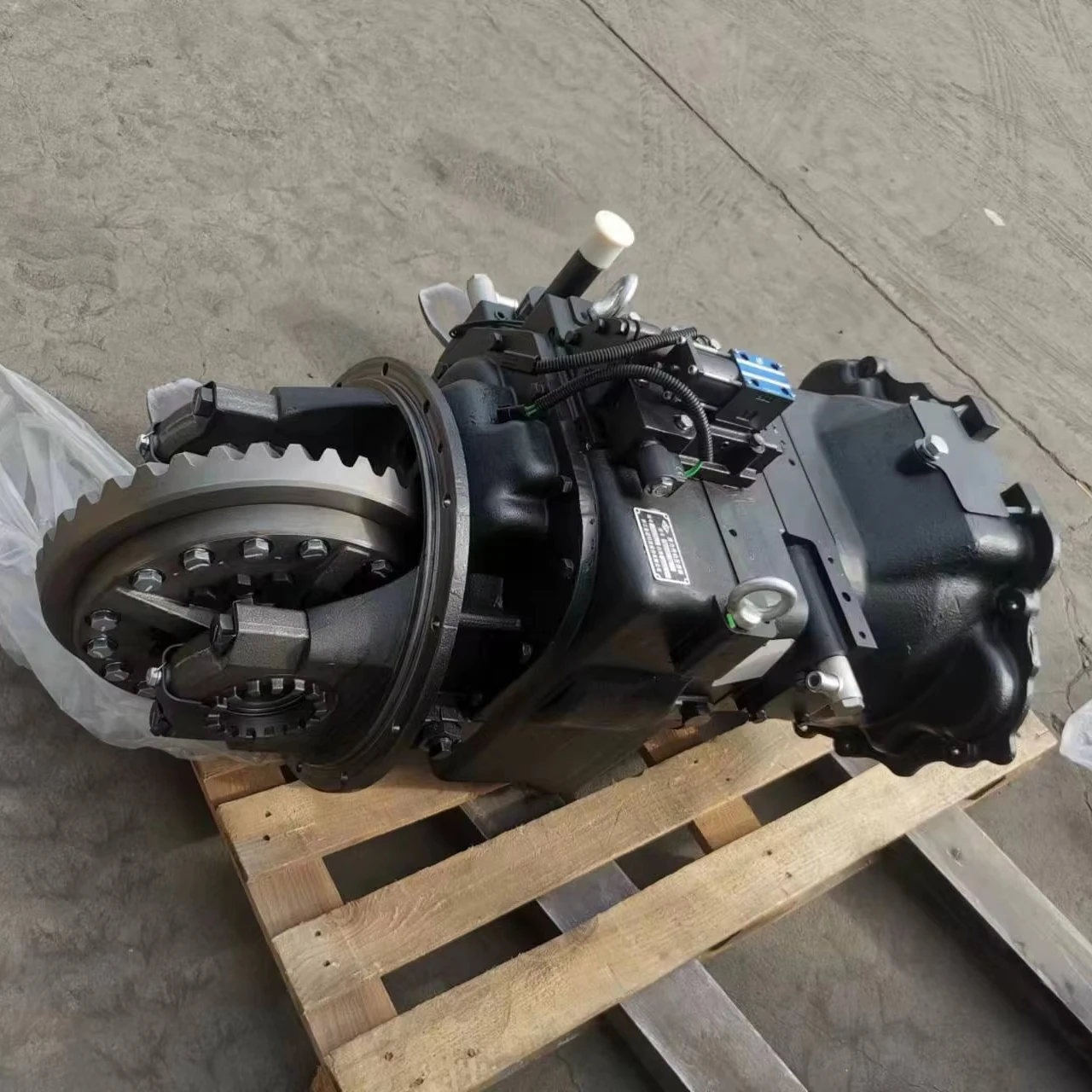 Hot Selling Transmission Assembly for Excavator or Wheel Loader From Original Manufacturer