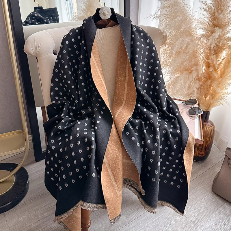 

Women's 2026Autumn/Winter Faux Cashmere Scarf, Double-Sided Color-Blocked Floral Shawl Wrap, Thickened Warm