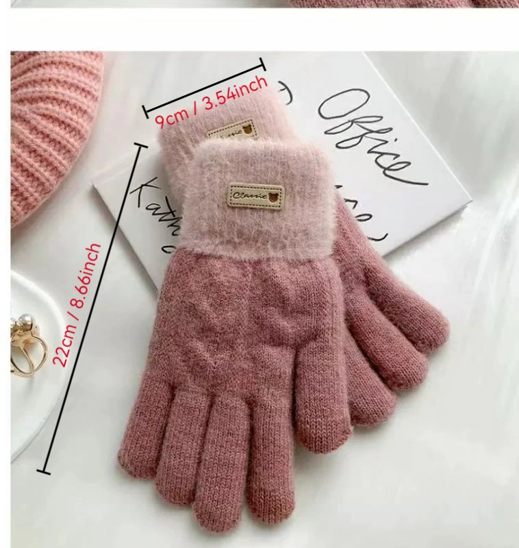 Autumn and Winter Women's Color-Blocked Plush Knitted Five-Finger Gloves, Fleece-Lined and Thickened for Warmth, Touchscreen-Compatible, Versatile Outdoor Cycling Gloves/Color-Blocked with Fringed Cuffs, Knitted Yarn, Fleece Lining, Touchscreen-Compatible Fingertips, Five-Finger Style