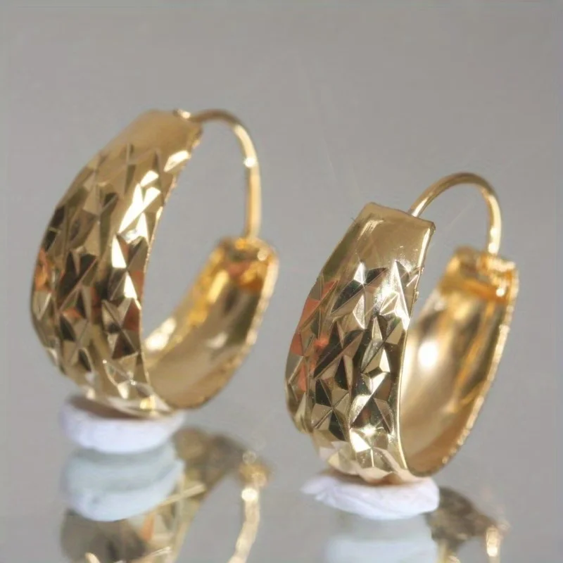 Simple hollowed-out star embossed ring-shaped ladies' earrings, suitable for daily wear and party accessories