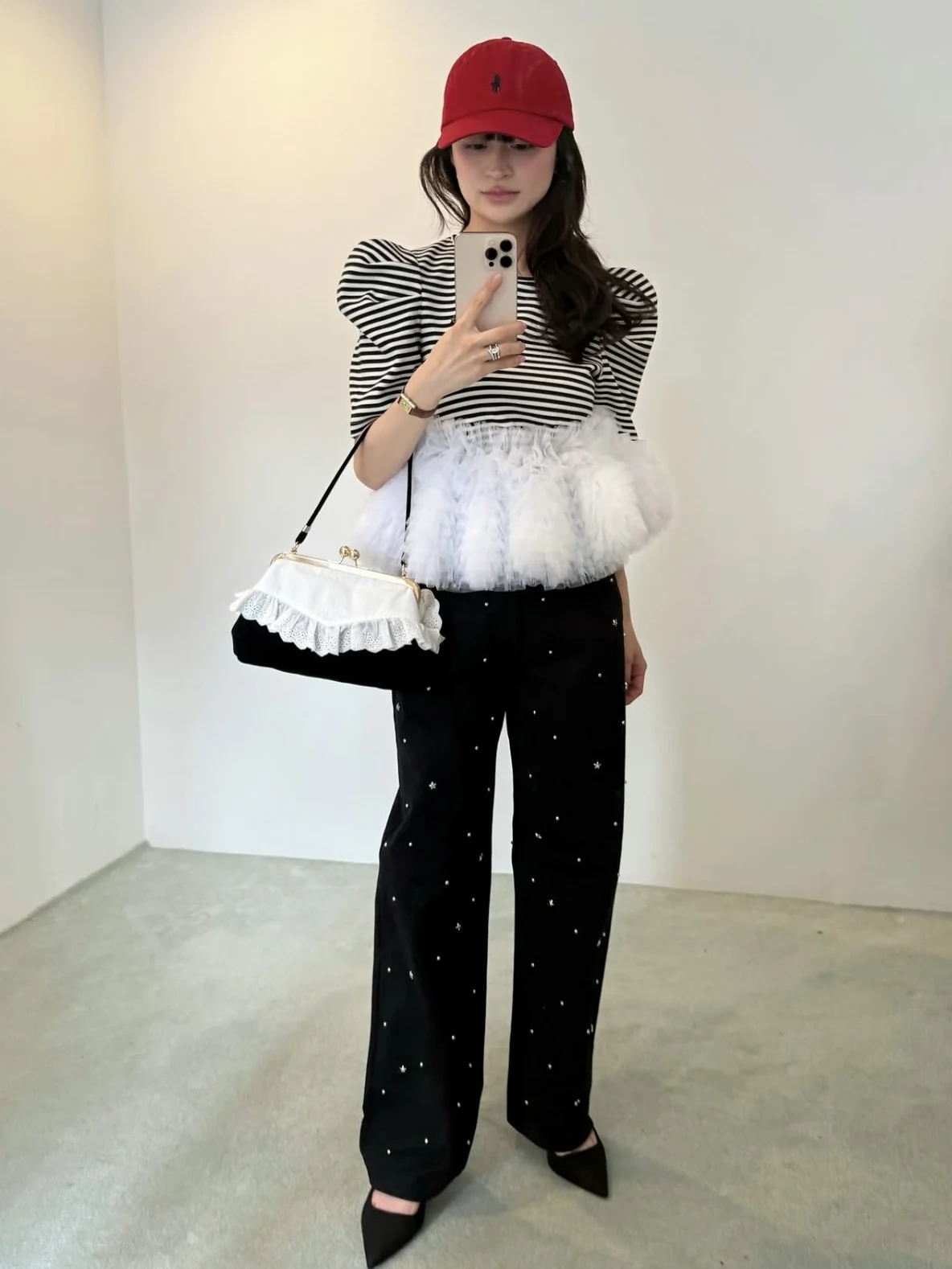 Short Flared Bloomer Top with Stripe Pattern for Women Moisture Wicking Bubble Sleeve round Neck Commute Style Casual T-Shirt