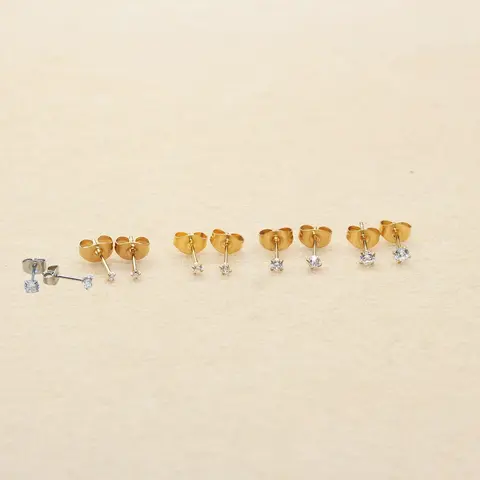 Sumper 미니 1.5MM 2MM 3MM 지르콘 스터드 귀걸이 남성과 여성을 위한 스테인레스 스틸로 도금된 금도금