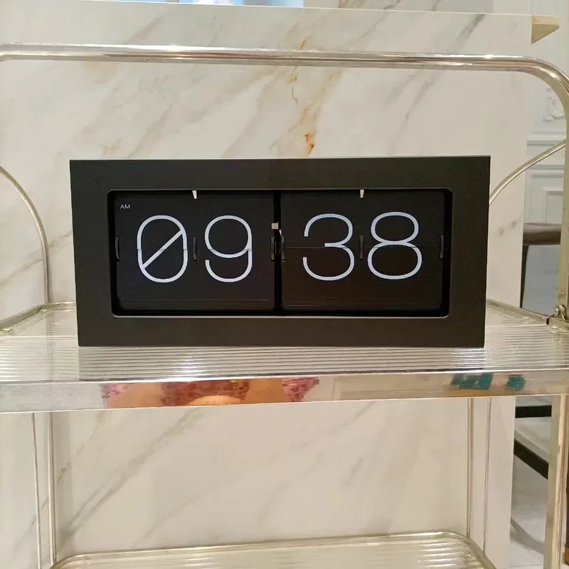 Retro Automatic Page Turning Clock Large Mechanical Flip Display for Living Room Home Decor Simple European Style Wall Desk