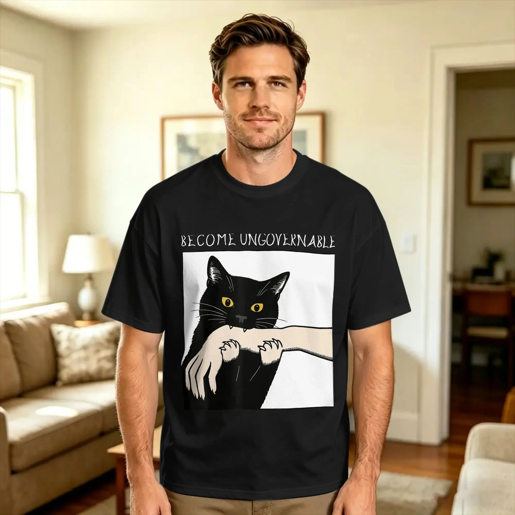 T-shirt humoristique « Become Ungovernable Black Cat Biting Hand » – T-shirts décontractés à manches courtes, hauts amusants, t-shirts d'été en coton
