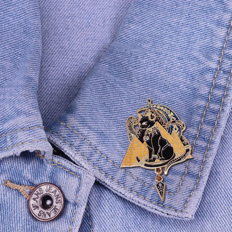 C2803 Ancient egypt pyramid egyptian cat Pins Badges Brooch lapel Pin For Women Clothes On The Backpack Accessories jewelry