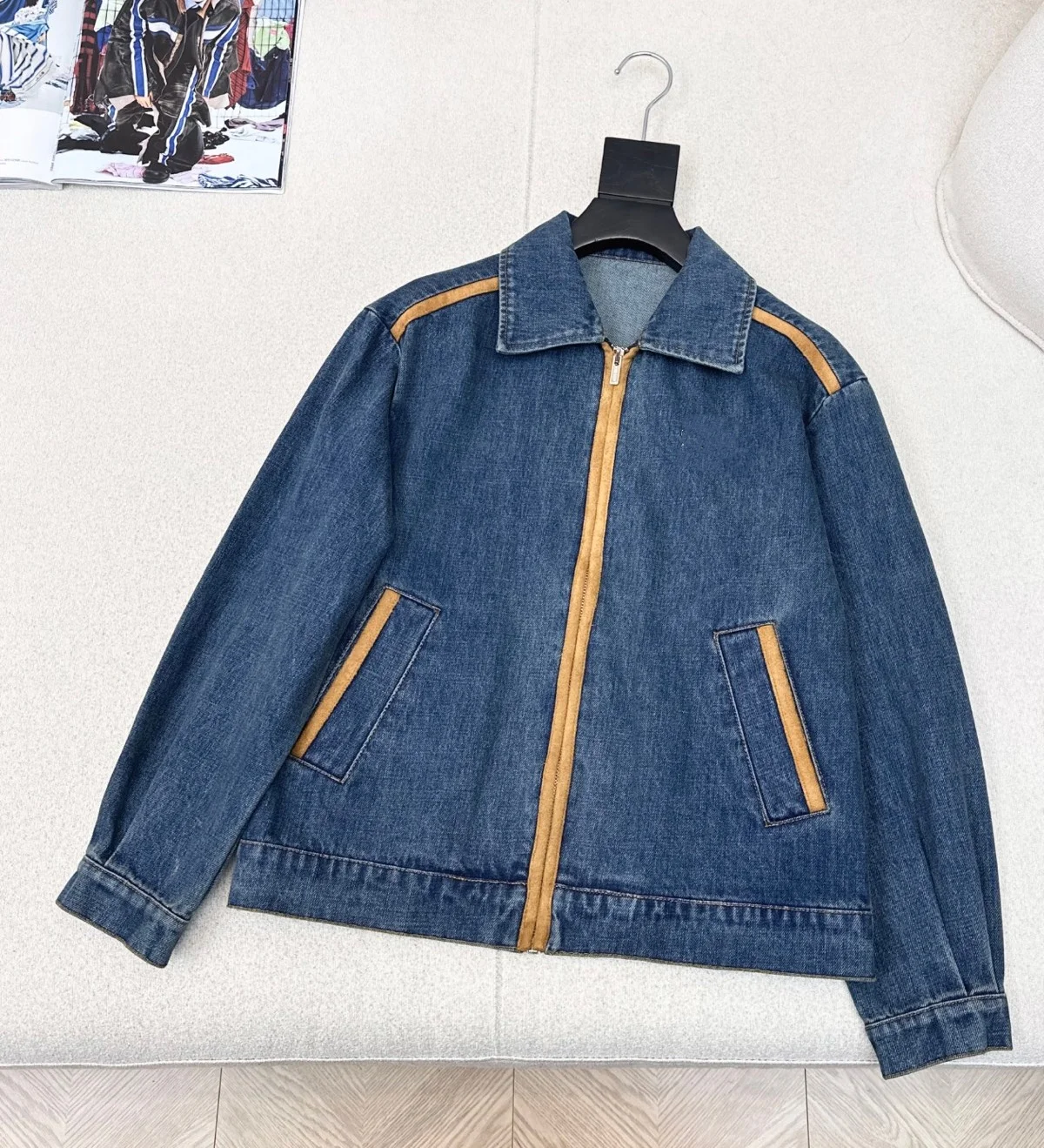2026 New Leather-Peppered Denim Collection 🩵 Blazer Coat + Pants with Patchwork of Coffee-Colored Leather Edges