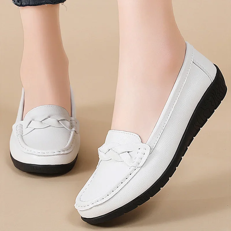 

2025 New Loafers Slip On Flats Leather Shoes Woman Winter Comfortable Flat Shoes Women White Zapatos Mujer Women's Footwear