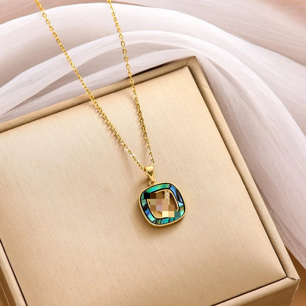 المشاهير الجديد على الإنترنت من الذهب الحقيقي المطلي بالنحاس مع حروف مرصعة قليلاً عصرية وبسيطة وأنيقة