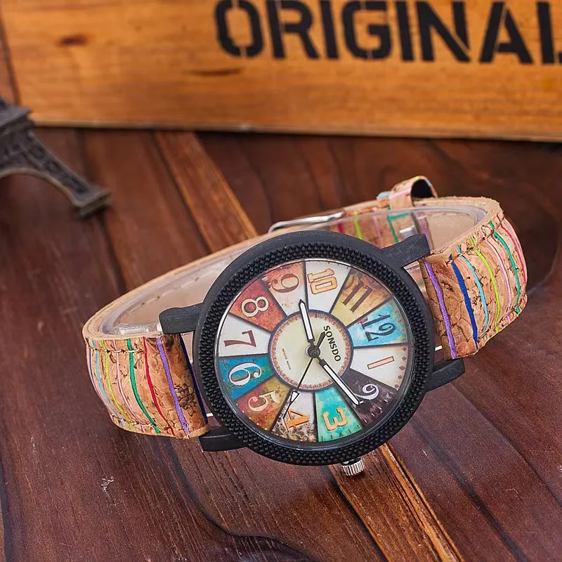 Fashion Unisex Watch High Quality Flower Watch Wood Grain Leather Watch Quartz Sport Vintage Graffiti Watches Stylish Clock