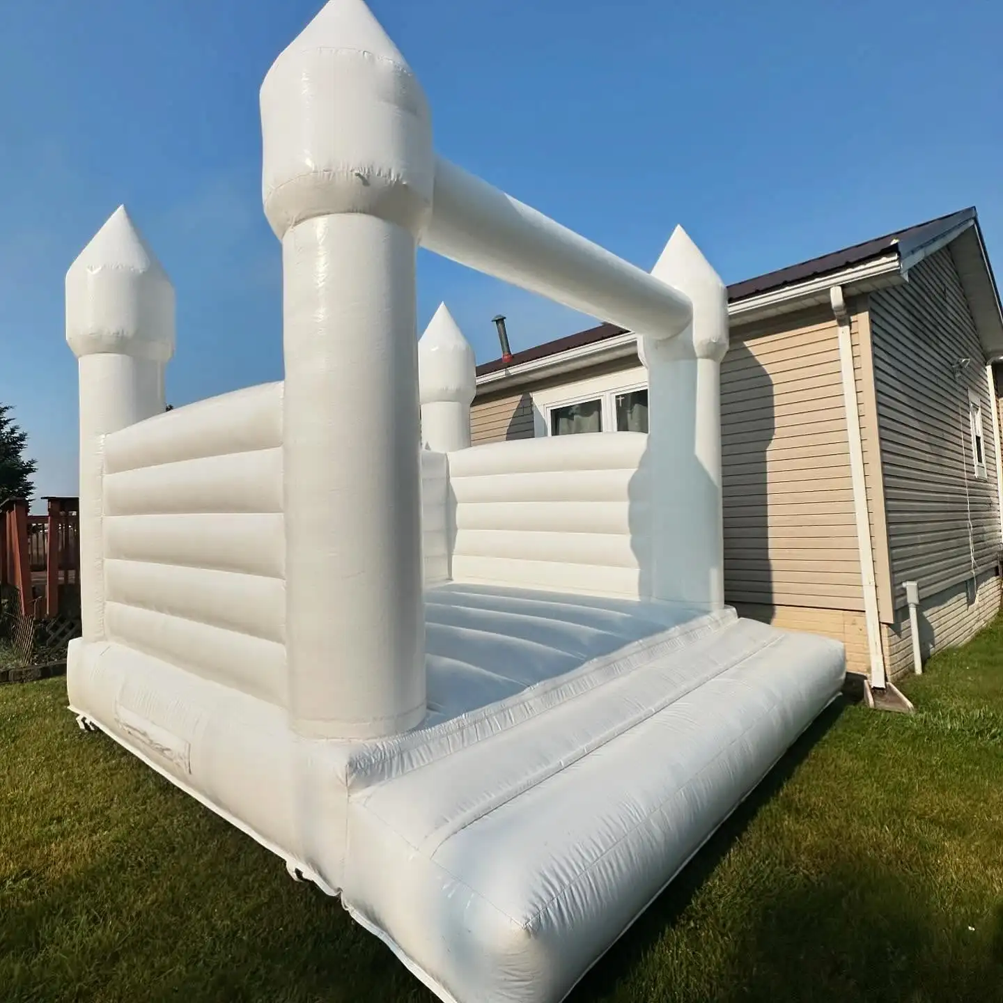 US Stock Inflatable White Bounce House PVC Inflatable Bouncy Castle/Moon Bounce House/Customization Party Wedding Bouncer Jumper