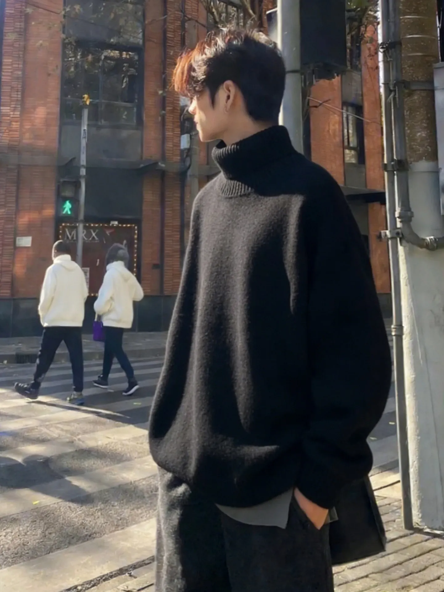 

Мужской трикотажный свитер с высоким воротником на флисовой подкладке, зимний, уютный, премиум-класса, базовый слой, с отворачивающимся воротником, для пар, верхняя одежда