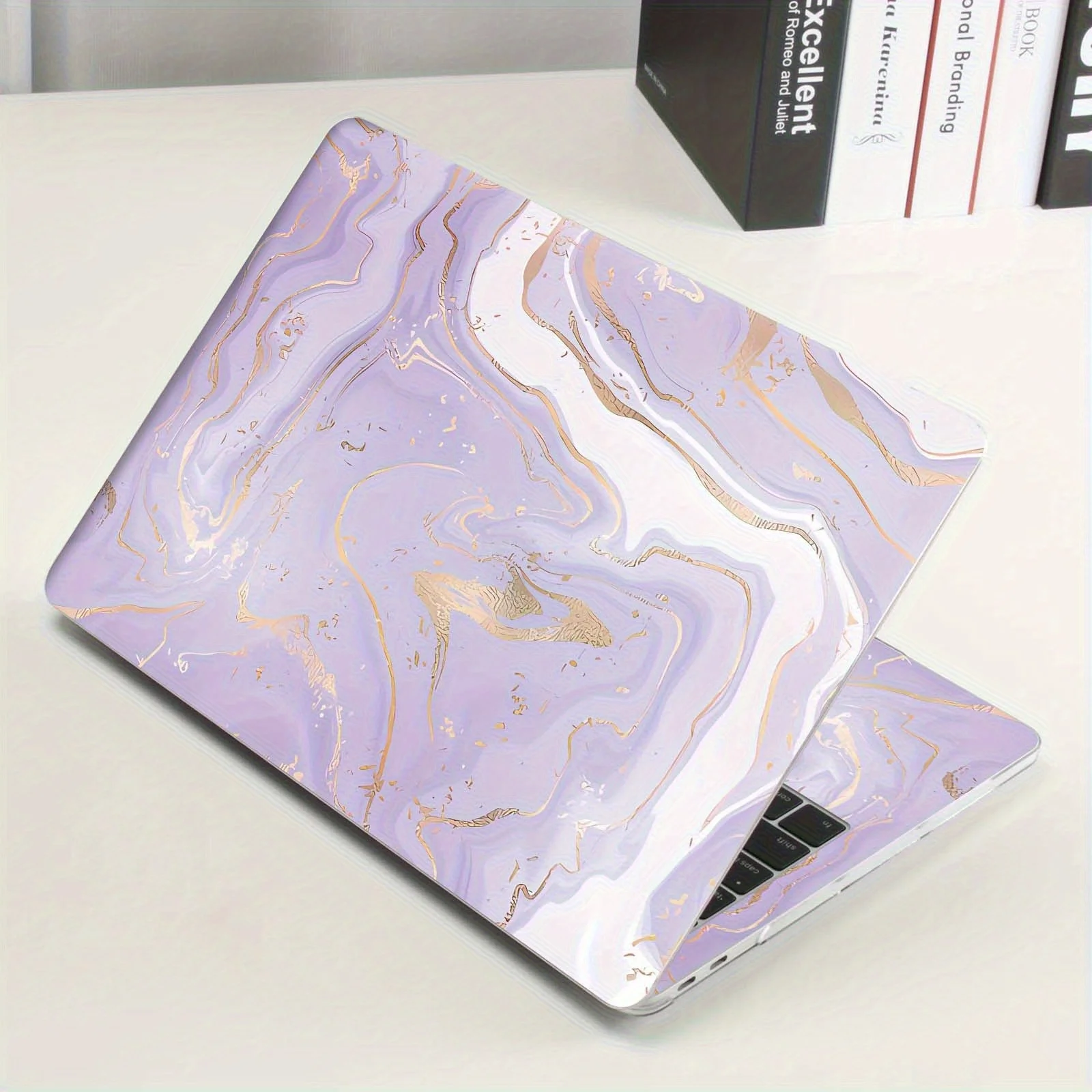 

Набор из 2-х светящихся в темноте пленок для защиты ноутбука с эффектом постепенного изменения цвета, подходит для ноутбуков с диагональю 12-15,6 дюймов, высококачественная наклейка на корпус ноутбука.