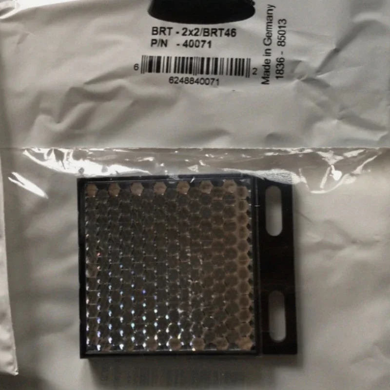 

Brand New Original BRT-2x2/BRT46 Reflective Sheet BRT-2x2 BRT46 Fast delivery