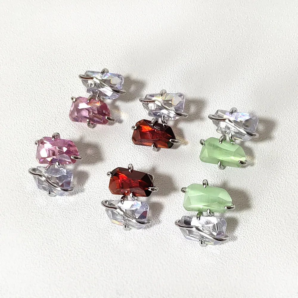 

New fashion zircon peach blossom girl Internet celebrity earrings