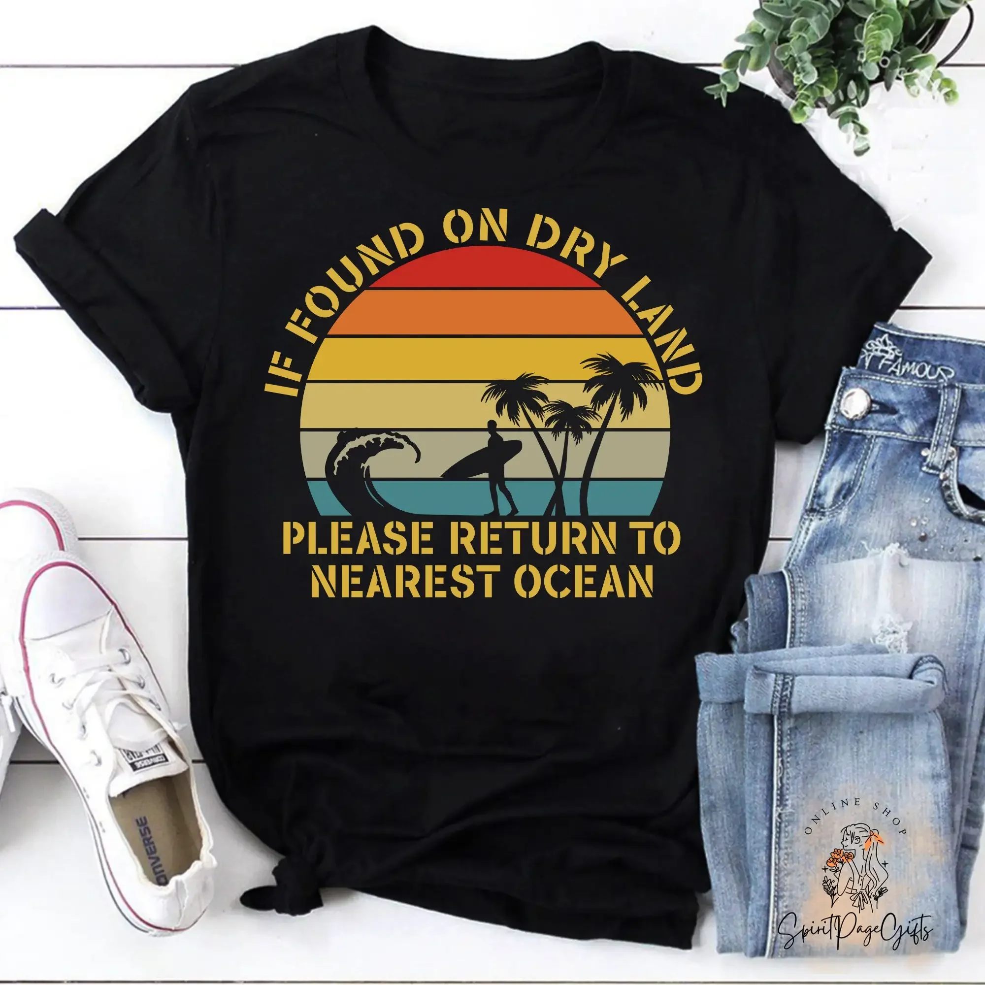 If Found On Dry Land Please Return To Nearest Ocean Vintage Retro T Shirt Summer Holiday For Family