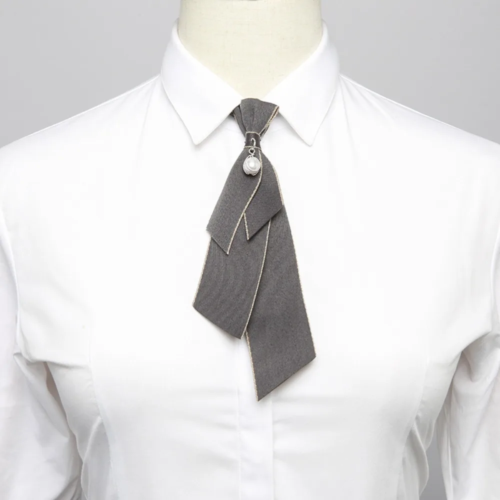 Elegant Alloy Bow Tie Pre-tied Detachable Necktie Rhinestone Crystal Rhinestone Bowtie Unisex