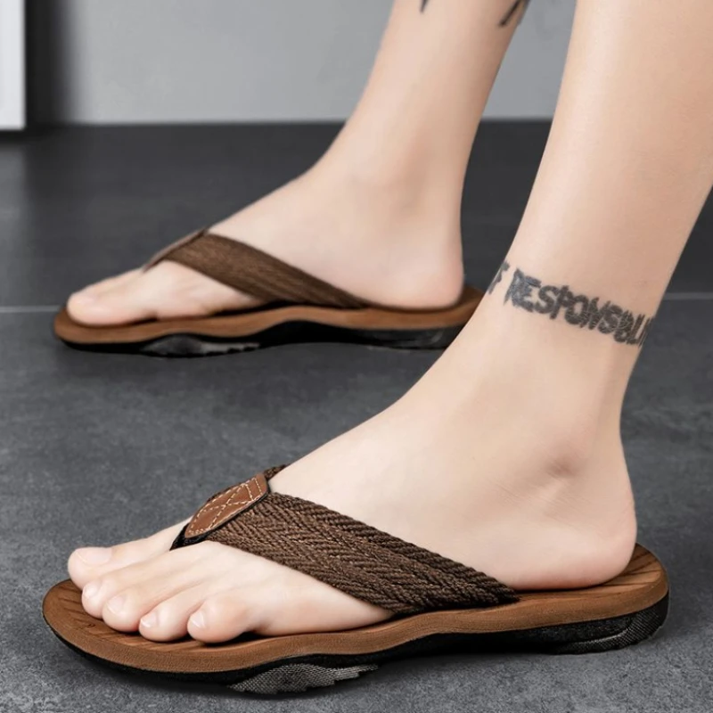 2024 Fashion Shoes Beach Platform Style Sandals Man Rubber High Quality Eva Slippers for Men Fun Designer Luxury Trend Clappers