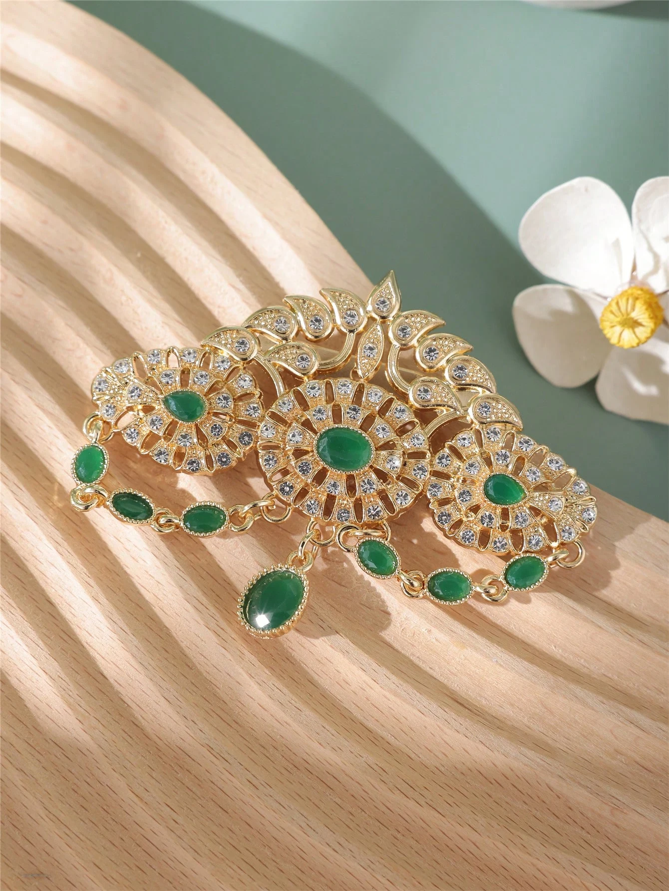 Exquisite Moroccan Style Cutout Flower Shape Brooch Women's Wedding Gown Decorated Jewelry Caftan Cloth Accessories