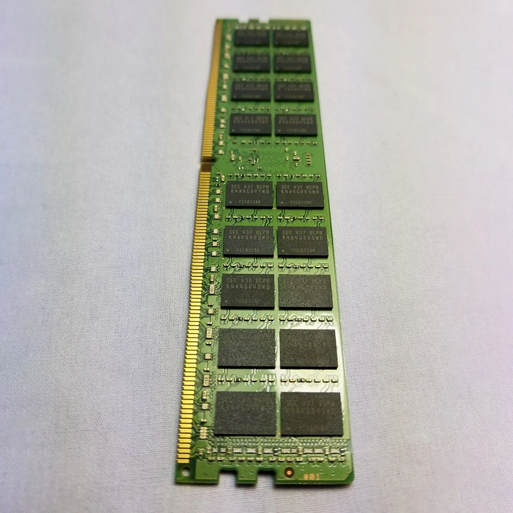 

1 шт. для Samsung RAM 16G 16 ГБ DDR4 2133 2RX4 PC4-2133P M393A2G40DB0-CPB серверная память быстрая доставка высокое качество