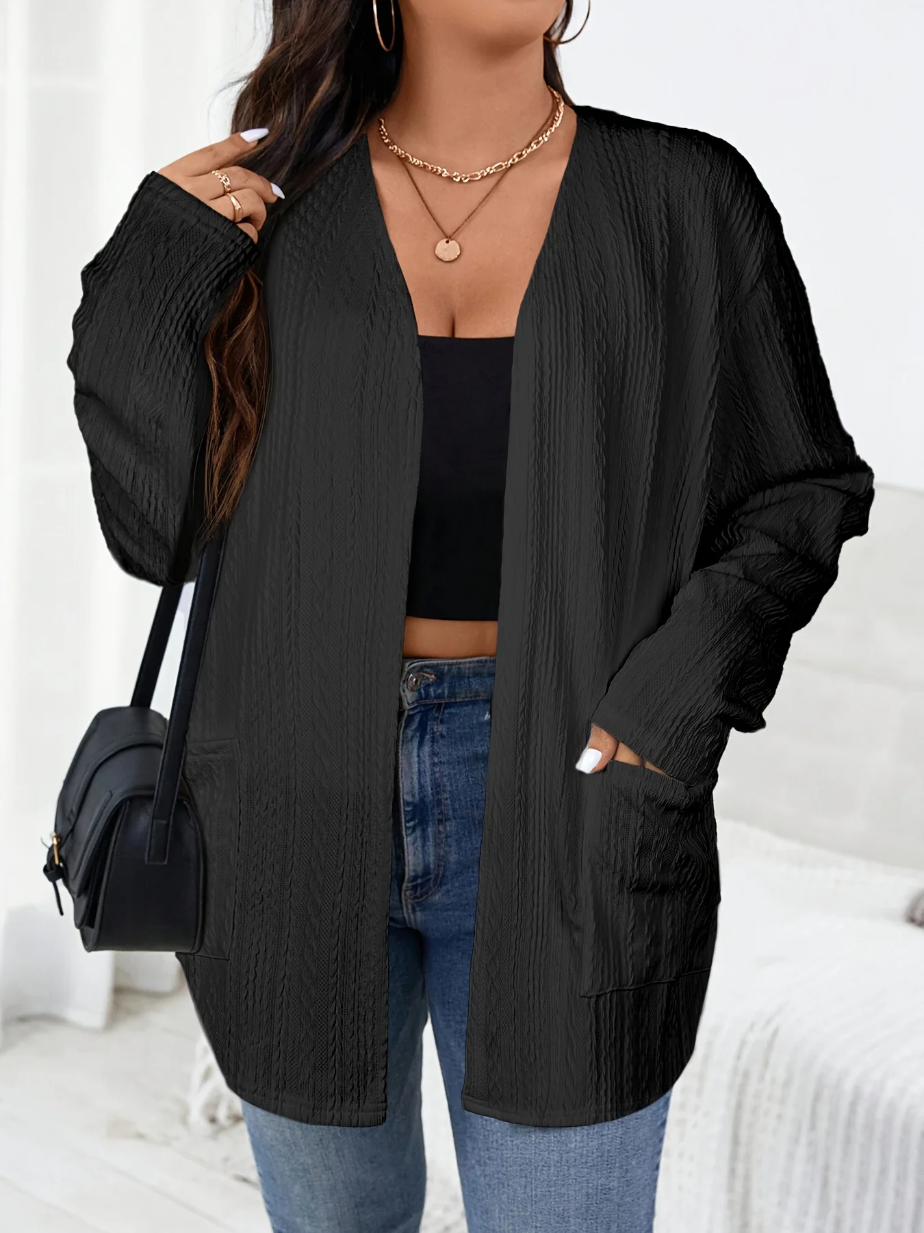 Trendige, gemütliche Damen-Strickjacke in Übergröße mit offener Front und Taschen für mühelosen Stil – Detail 3