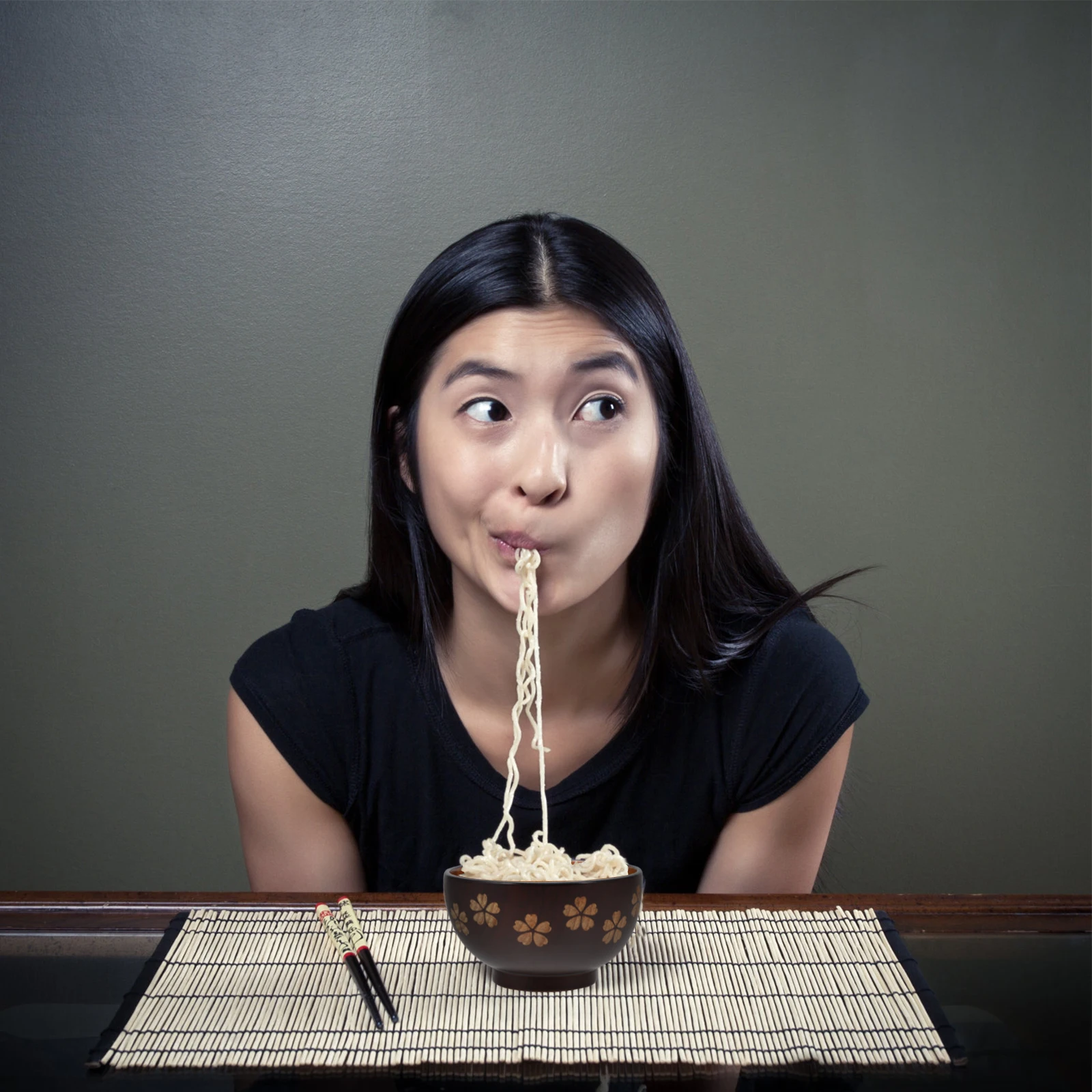 

1Pcs Wood Bowl Soup Salad Rice Serving Bowl Kitchen Tableware Rice Storage Holder Kitchen Supplies