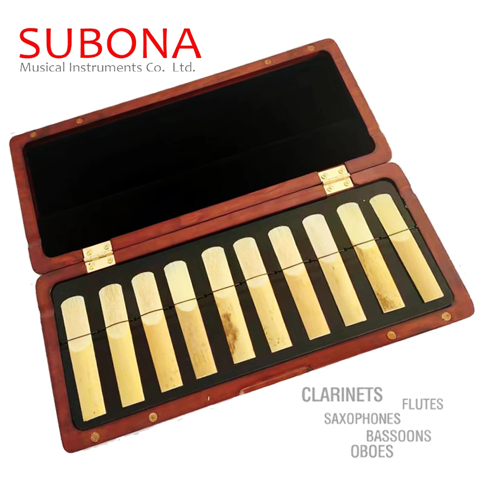 

clarinet saxophone reed case accessories