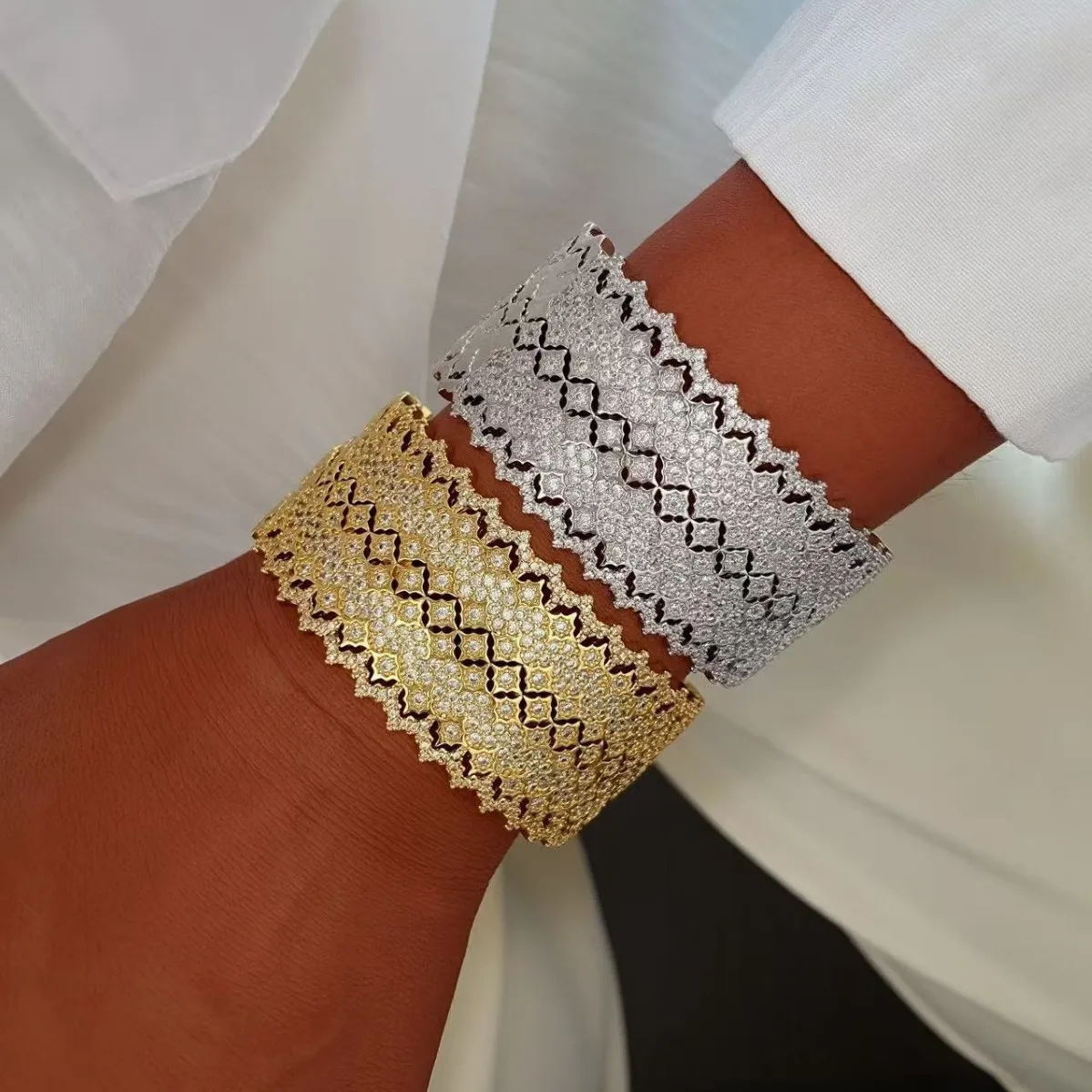 New Arrival Fashion Gypsophila Mesh Cut Outlace Edge Full Zirconium Bracelet Ring Design Accessible Luxury Classy Set
