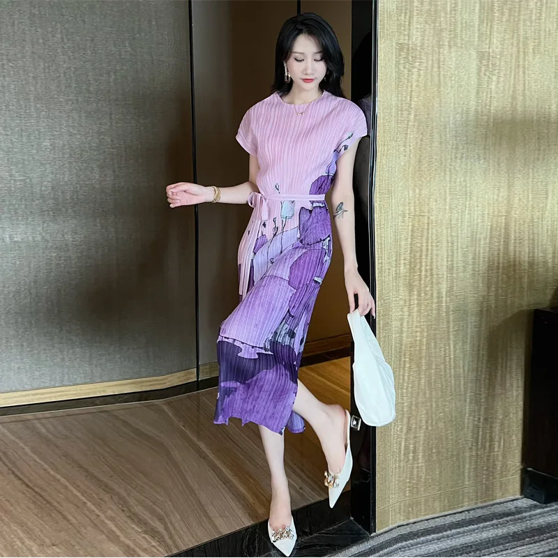 2024 High-end Miyake Pleated Printed Mid Length Dress with A Slim Fit and Personalized Tie Up, New Summer Korean Version