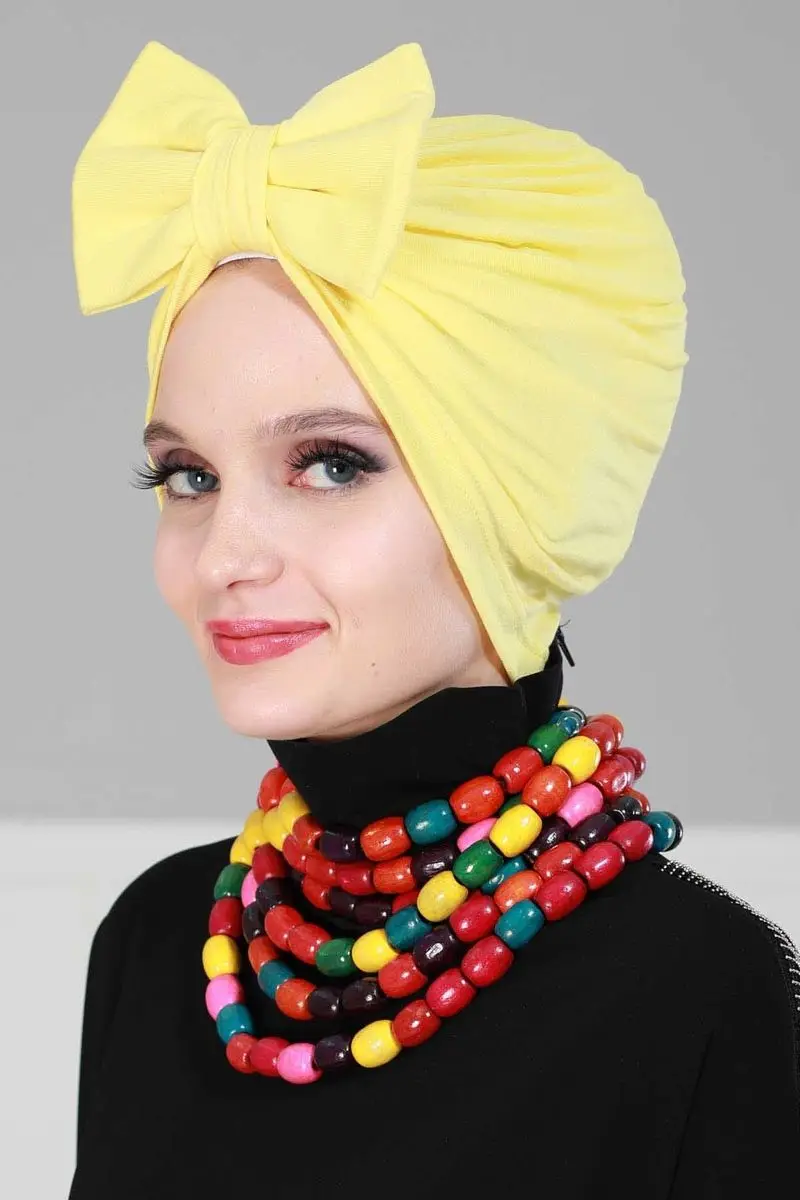 Motyl czesany kość żółty