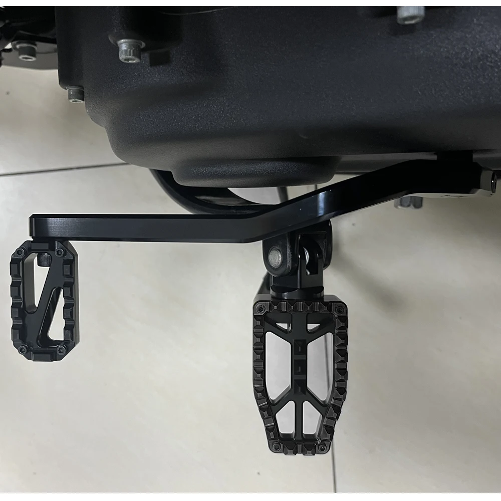 Motorcycle MX Style Shifter Shift Peg Anti-Skid Pedal&shift Lever Arm Middle Control For M8 Softail Lowrider, Lowrider S 2018 up