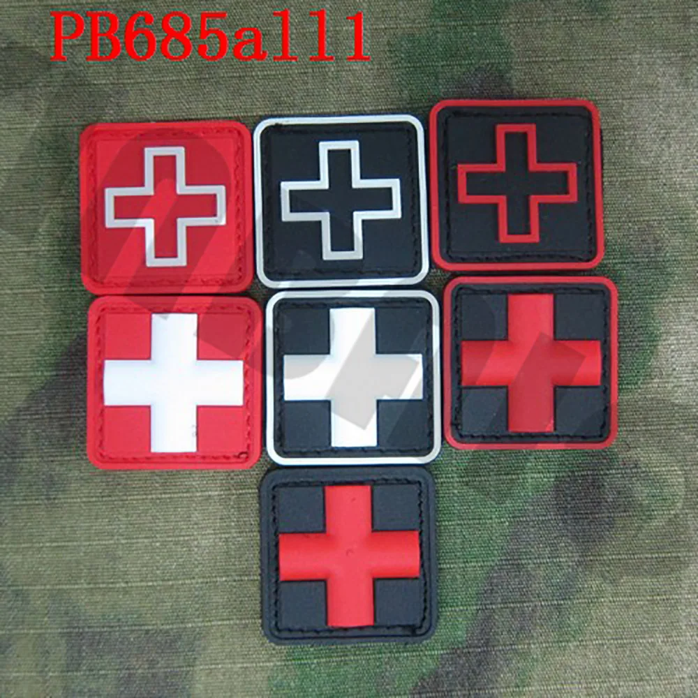 3D PVC Patch 2 Pieces 2.5cm The Red Cross Tactical Medical Soft Shell Outdoor