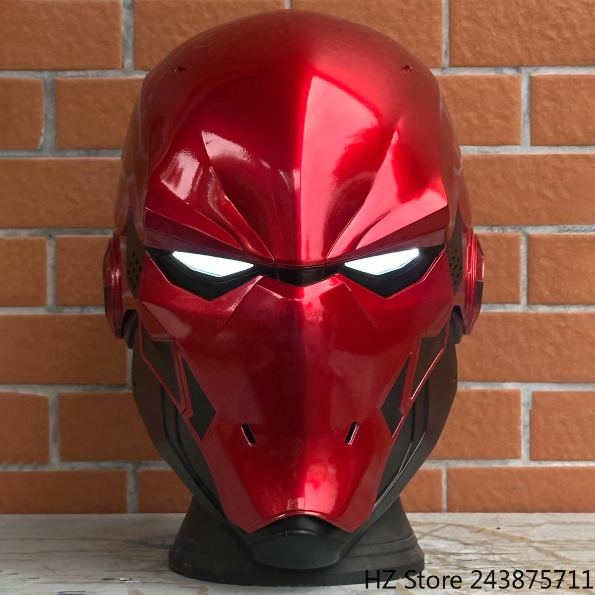 

Red Helmet 3D Printed Helmet 1:1 Wearable Replica Based on The Red Hood Ronin Helmet with LED Eyes Fiberglass Flipping Mold Mask