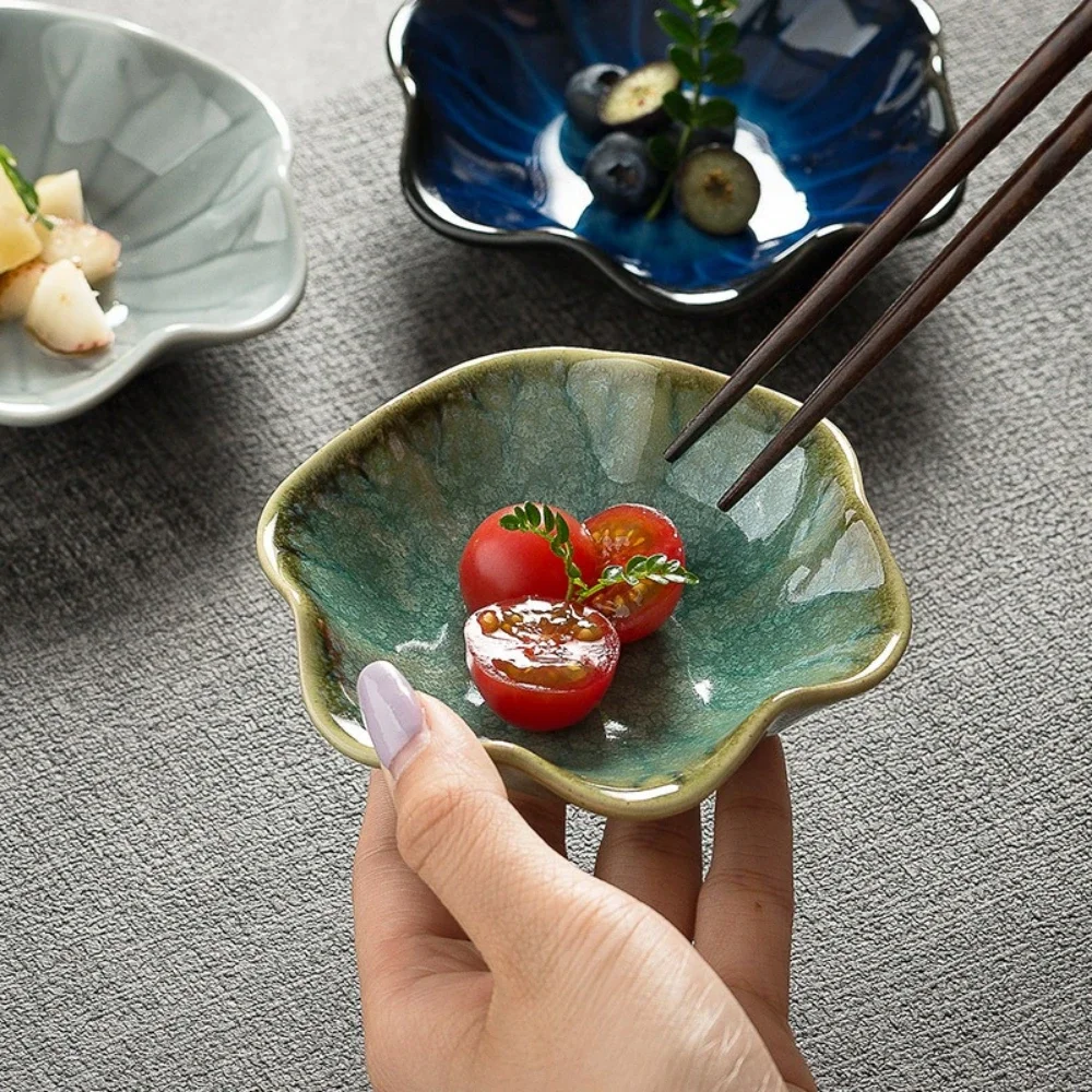 Ceramic Lotus Leaf Jewelry Tray & Key Decoration Ornament, Sauce Dish for Barbecue Dip, Sashimi & Sushi - Versatile Home Decor