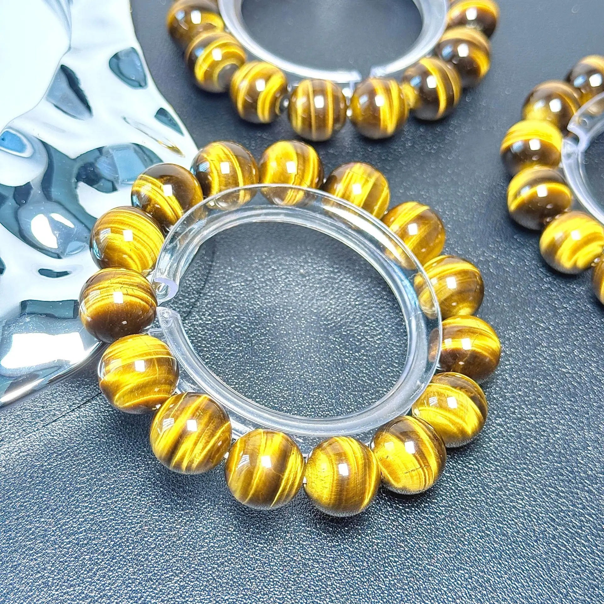 

Natural Yellow Tiger Eye Stone Bracelet with Cat's Eye Effect Yellow Cat's Eye Stone Crystal Advanced Luxury Beaded Hand String