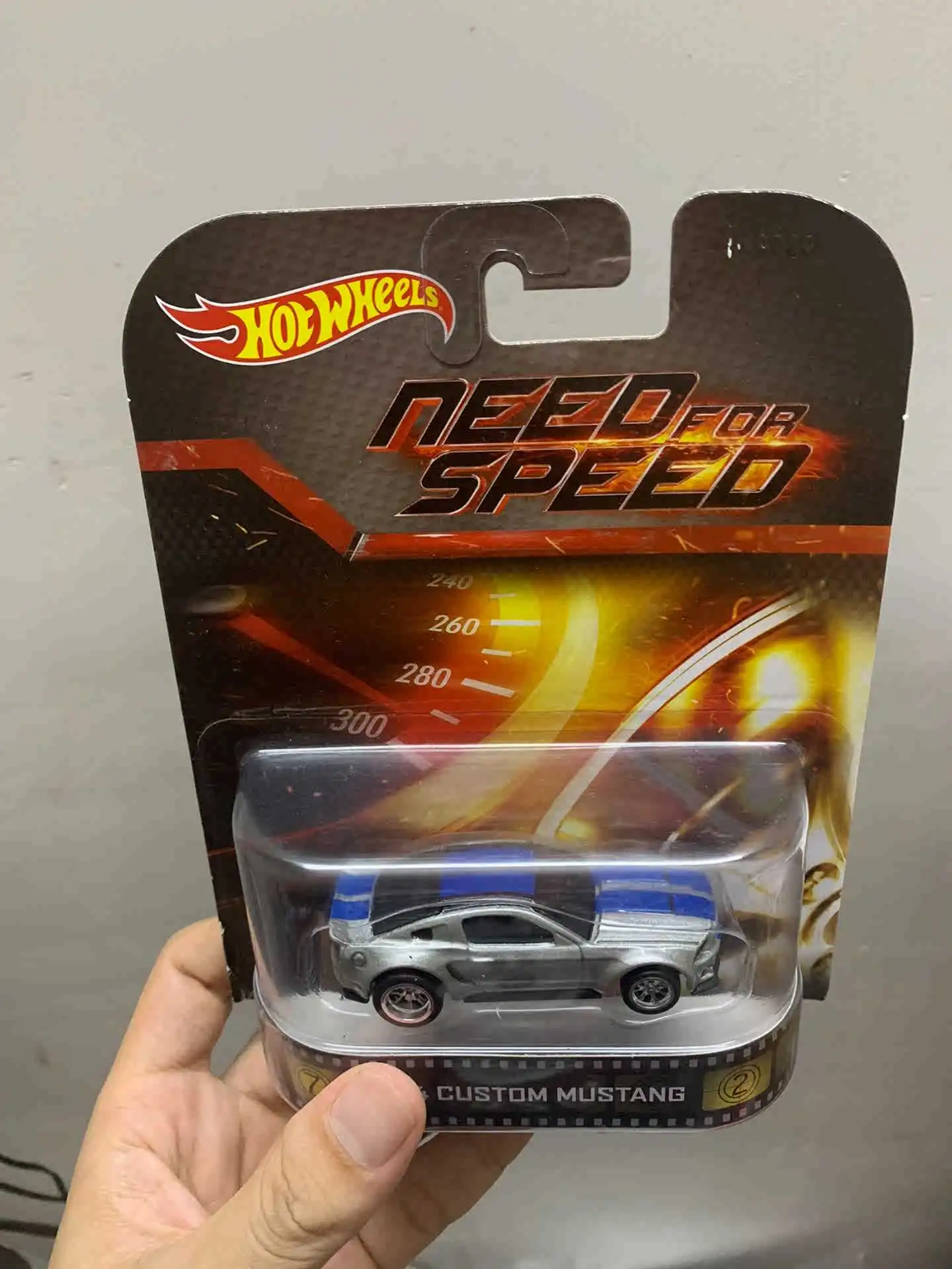 HOT WHEELS 1:64 2014 CUSTOM MUSTANG Collection of die-cast alloy car model ornaments