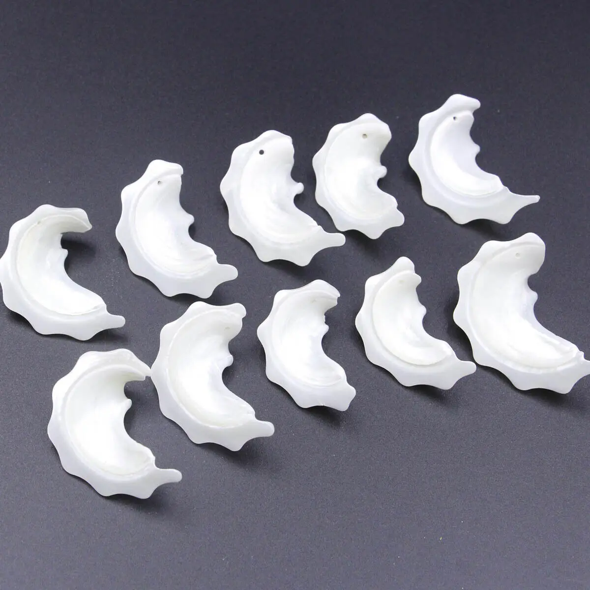 5 PCS 30mm-40mm Natural White Shell Mother of Pearl Loose Beads Jewelry Pendant Earrings  Keychain Making Craft Charms