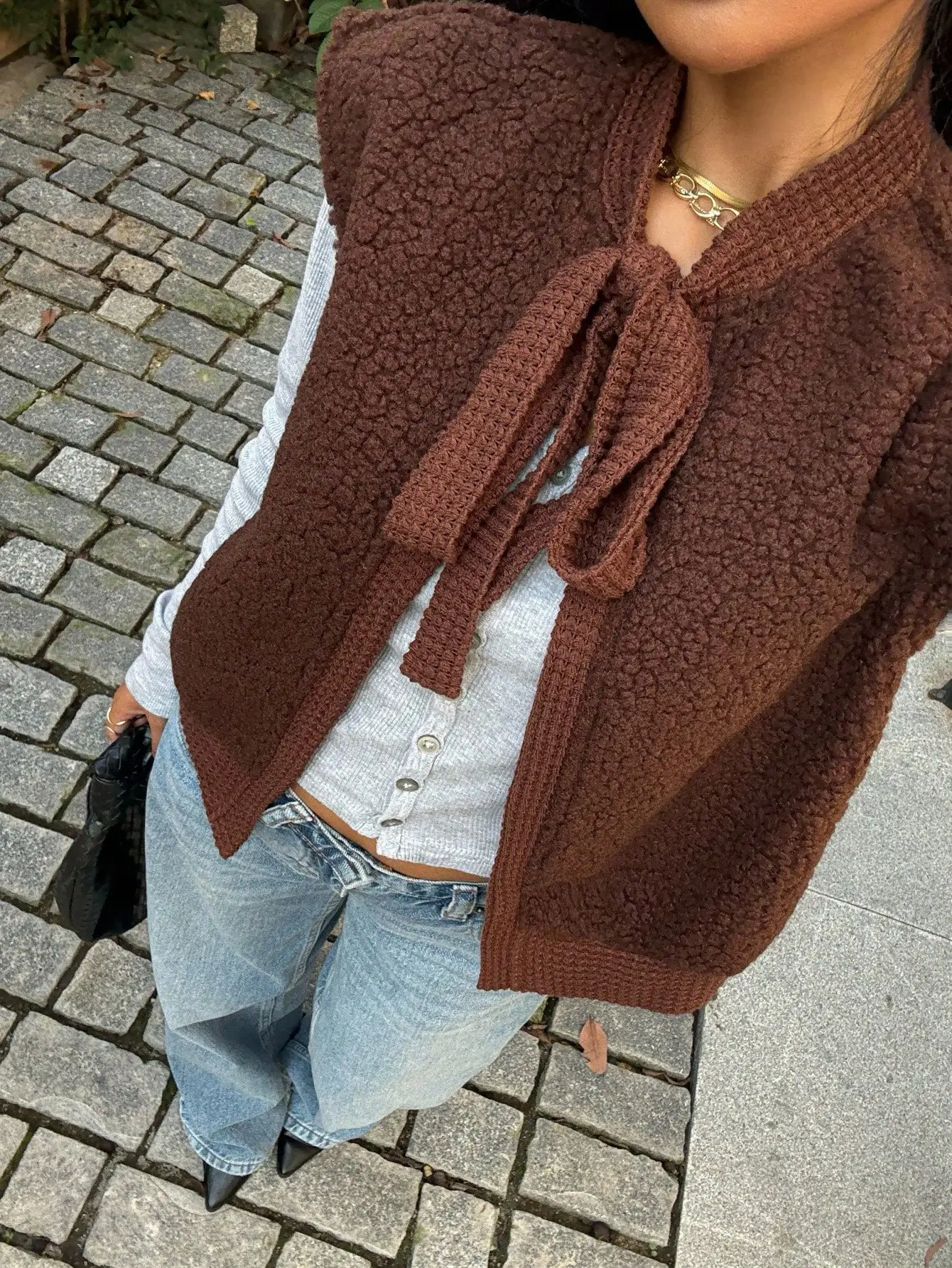 

Siren Gaze Women's Solid Color Sleeveless Fuzzy Coat For Fall/Winter,With Crochet Details And Front Tie Closure, Casual Women